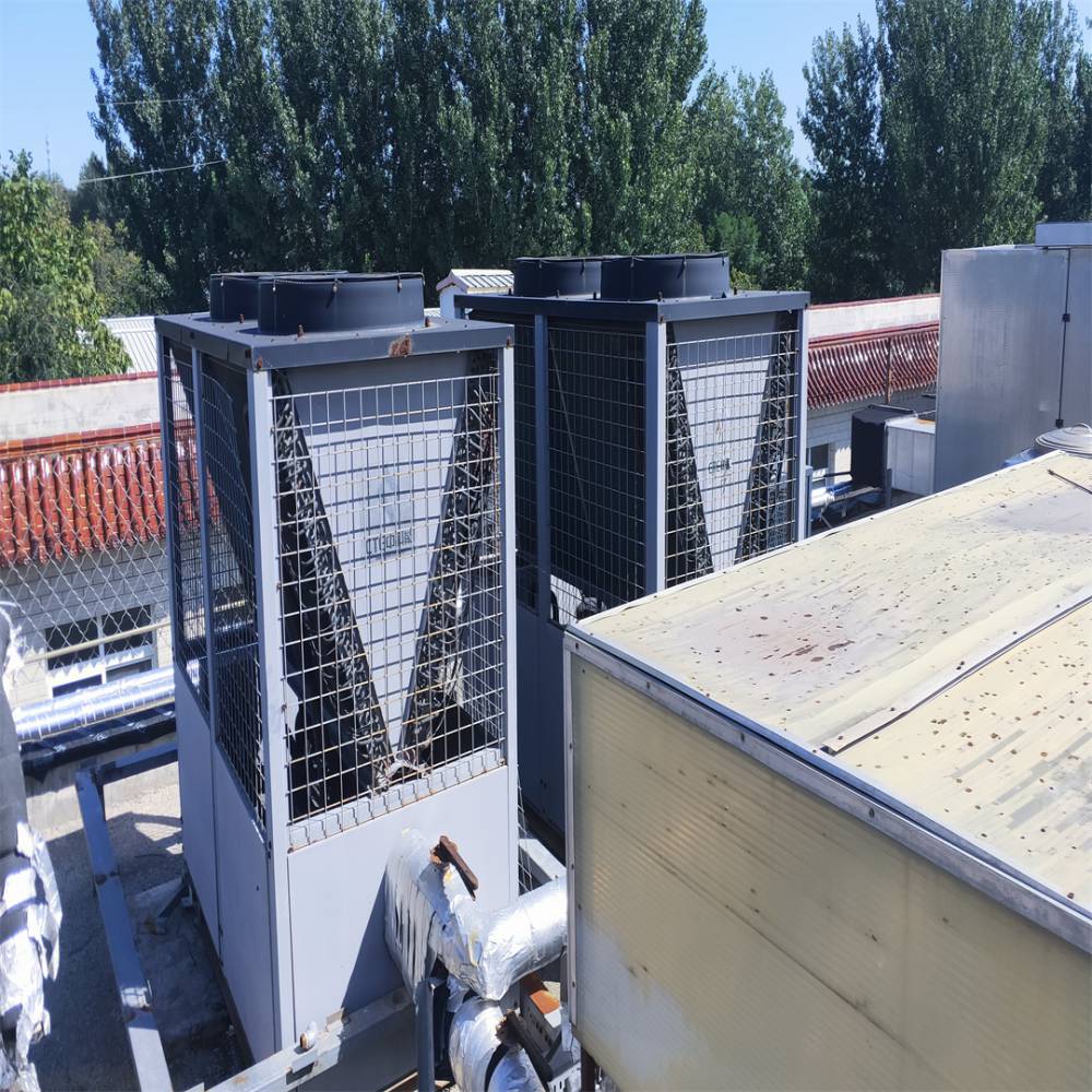 7000平米小型中央空调安装