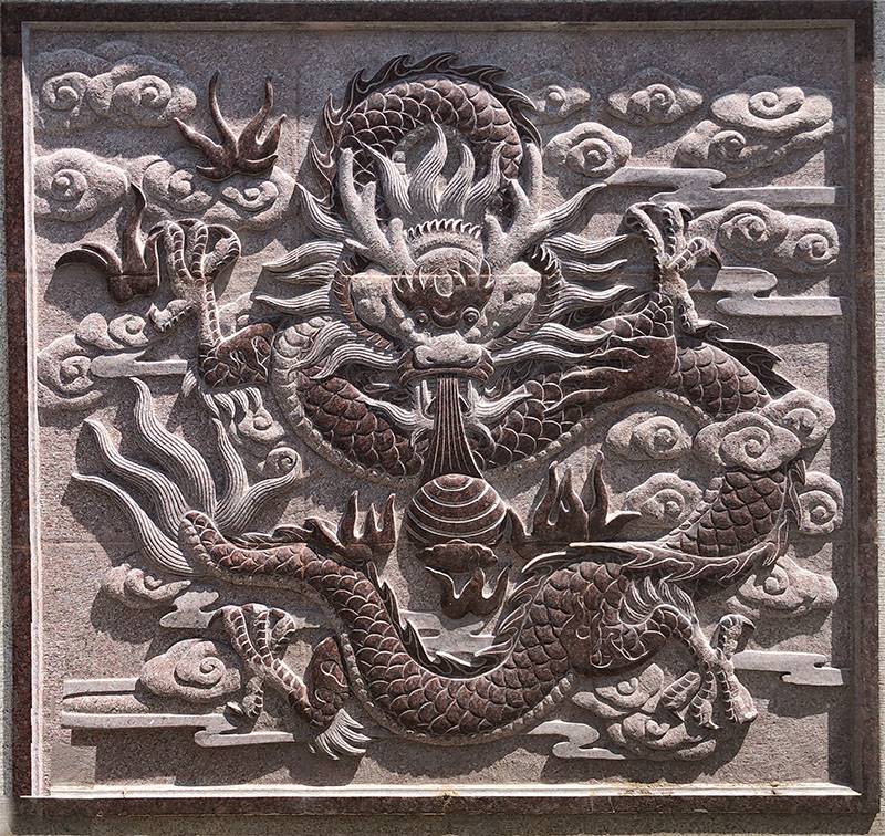 【印度红松鹤延年浮雕 入户玄关九龙壁照墙 石雕地雕】视频介绍