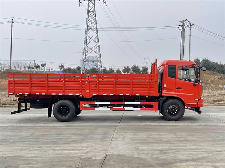 天锦vr9米b2教练车国六平头大货教练车