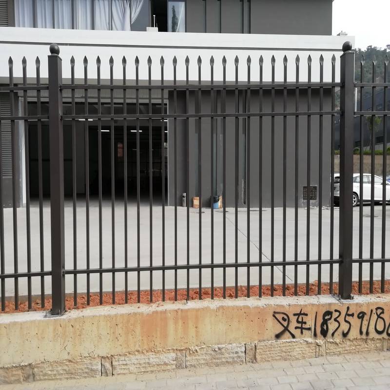 锌钢护栏黑色铁艺护栏施工泉州晋江工地铁艺围栏