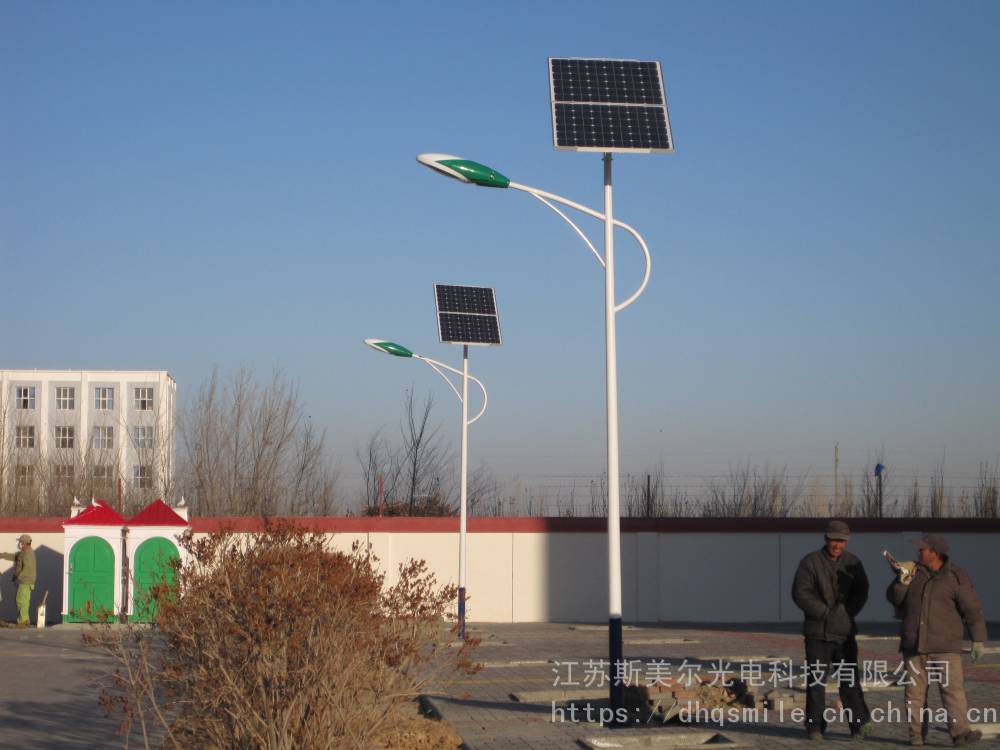 湖南湘潭6米50W太阳能路灯多少钱 LED路灯生产厂家价格 江苏斯美尔光电集团