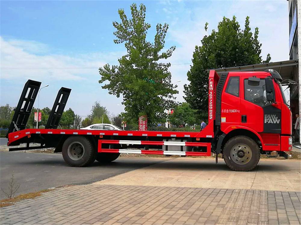 山东国五国六150挖机拖车牵引平板拖车恒龙车