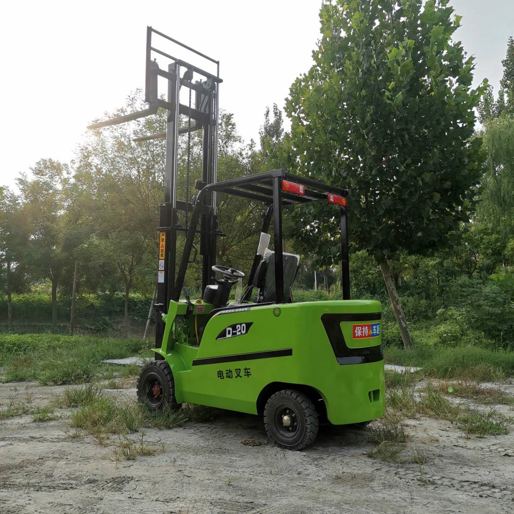 惠农电动四轮搬运车1吨2吨叉车可上牌新能源液压搬运电动叉车图片