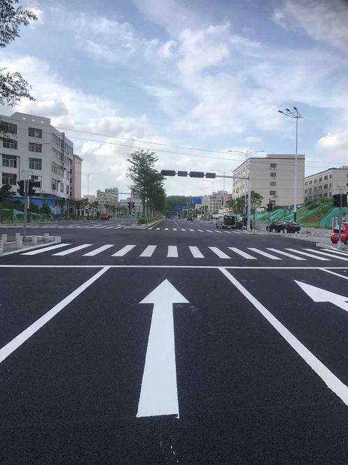云南道路标线热熔道路画线停车位划线小区车位厂区热熔划线