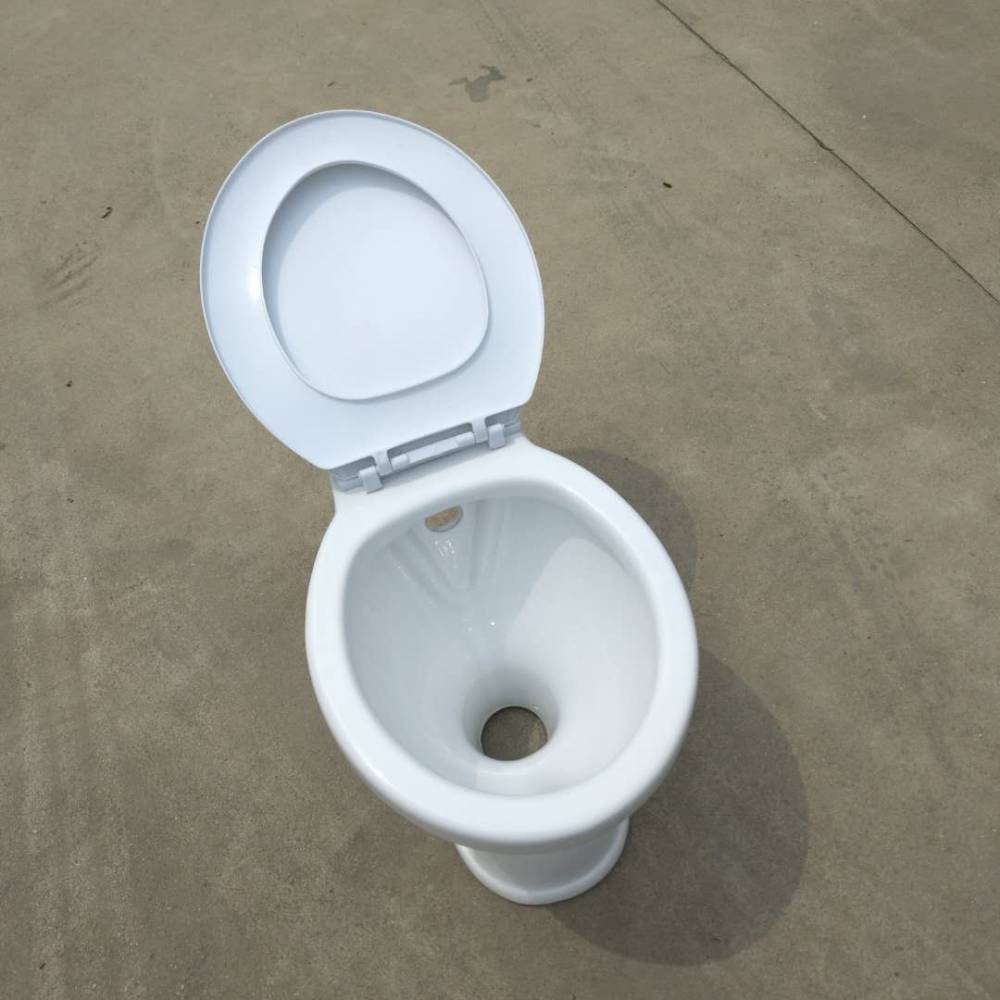 蹲便器生产厂家陕西西安防臭器陶瓷蹲便器abs塑料大口