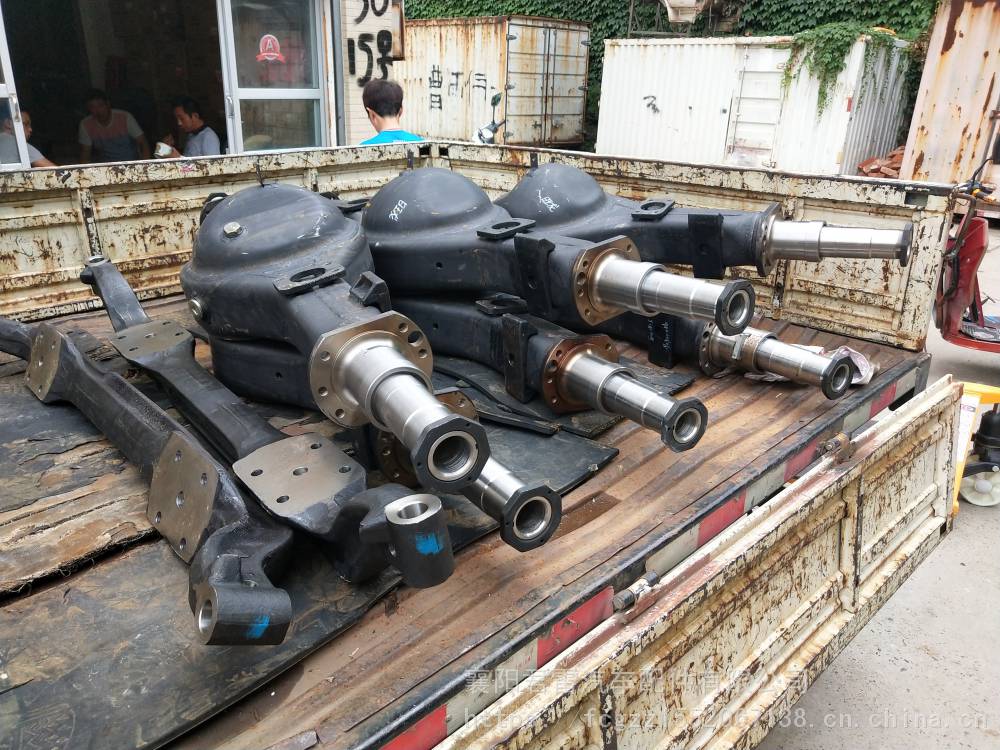 供应新款东风多利卡原厂后桥壳总成货车配件d5d6d7d8d9d12