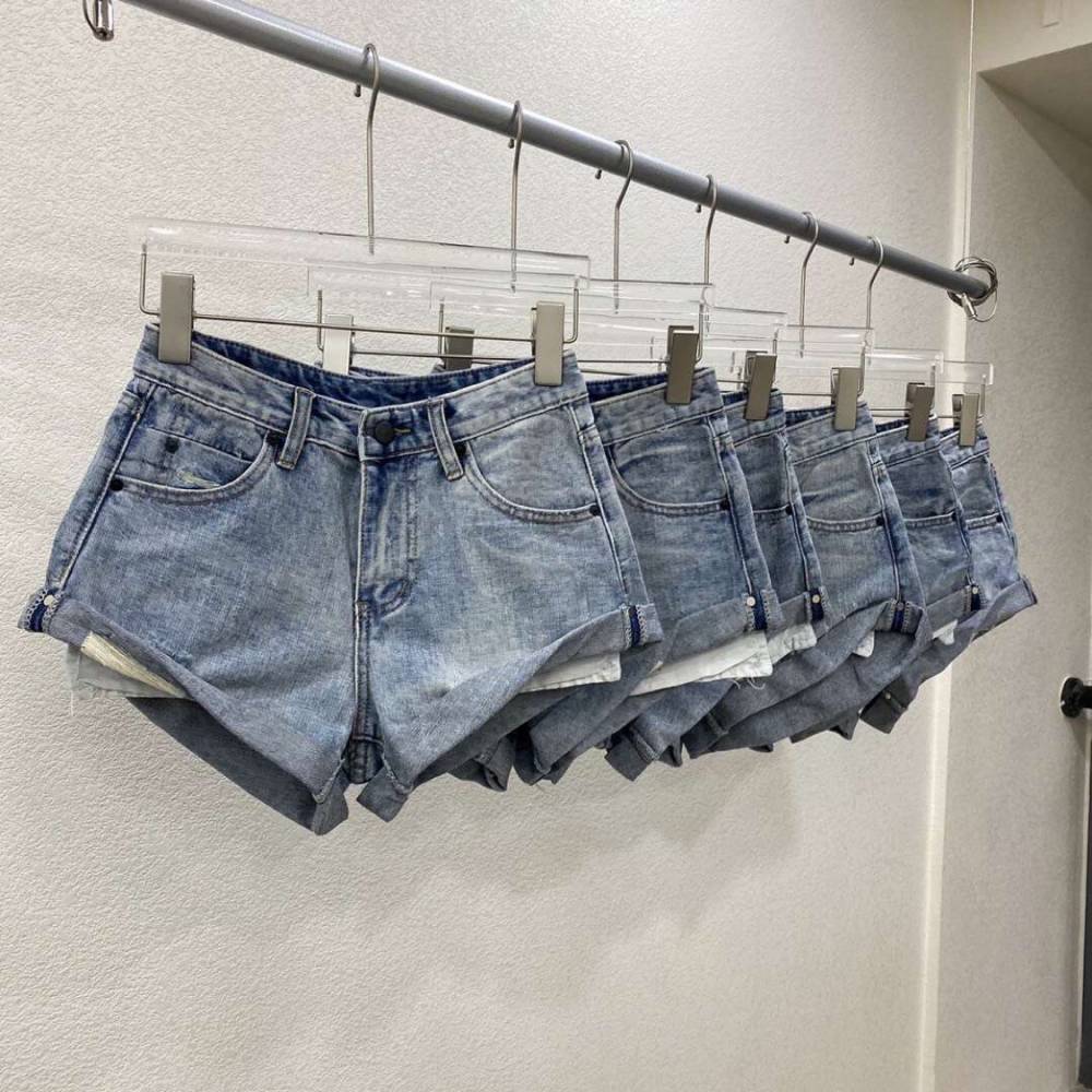 河南漯河5元以下服装批发女牛仔短裤松紧腰百搭个性女式短裤平价处理重庆批发市场哪个***