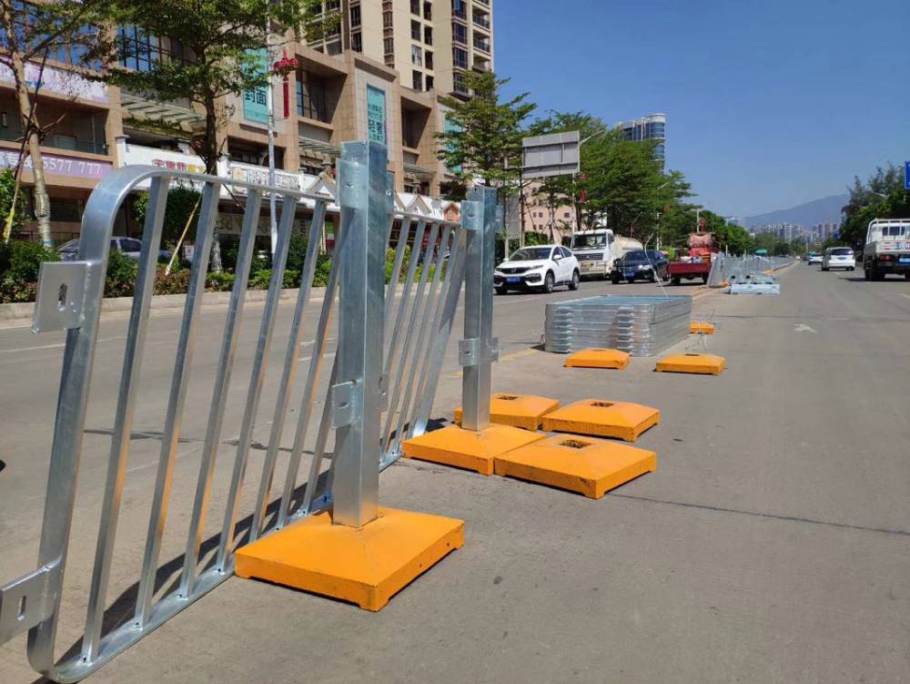 深圳深标人行道护栏制造厂热镀锌港式护栏新货上架