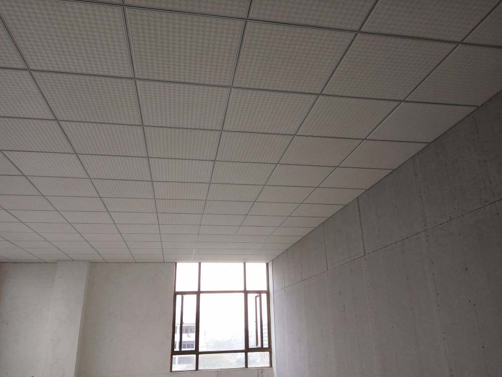 禅城南庄石膏板硅酸钙板无尘板600600规格pvc大板工程板天花吊顶