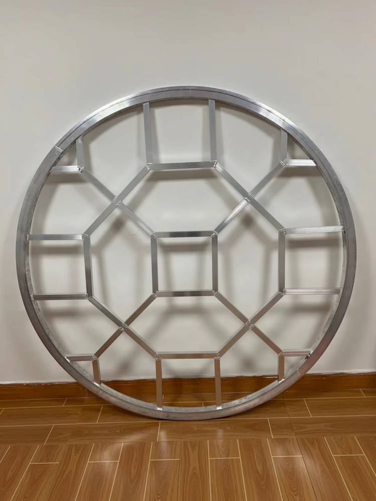 海南公园圆形铝合金门窗圆形铝合金花窗加工工艺