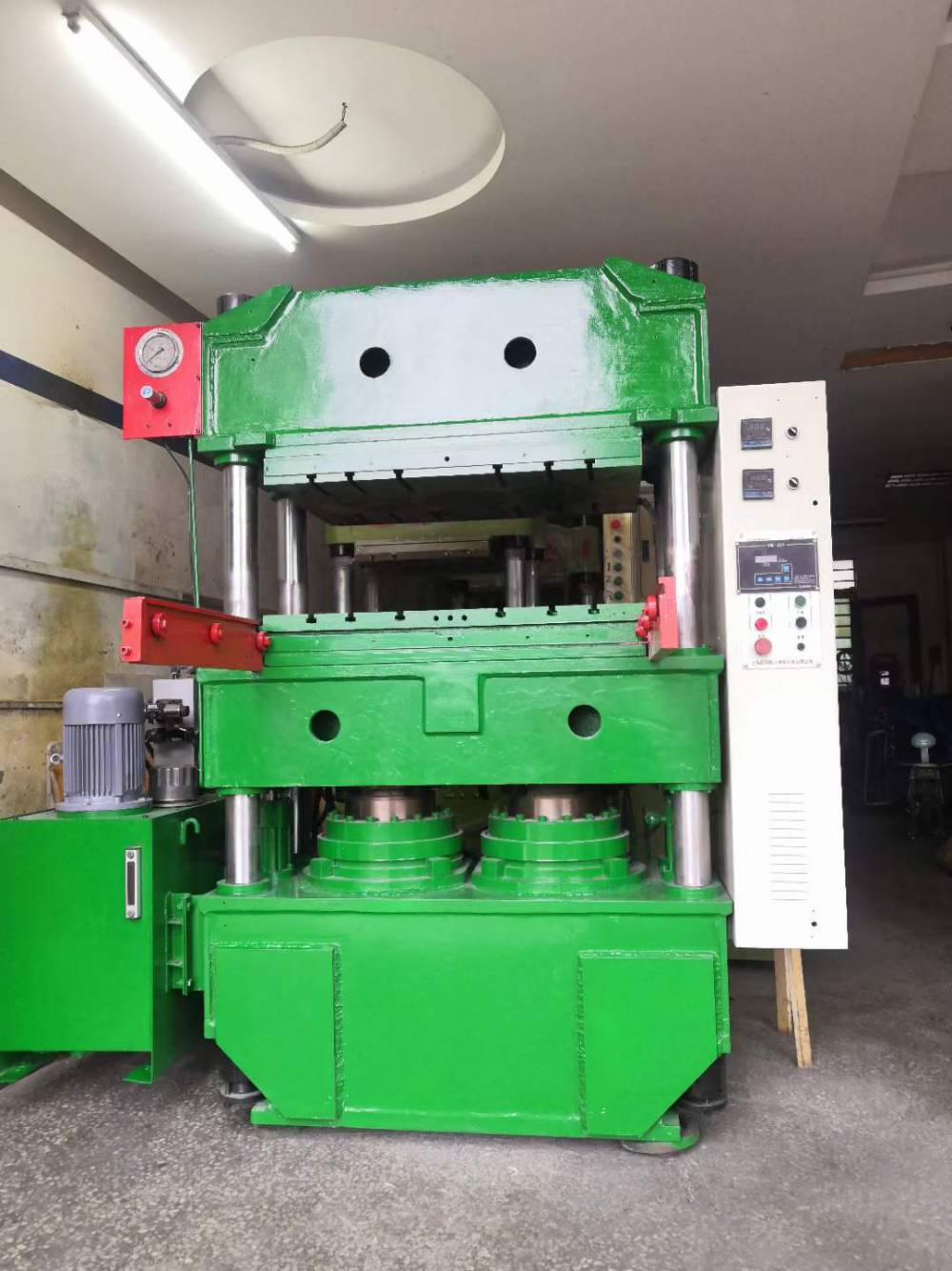 200吨双缸四柱二手橡硅胶热压机液压机压力机硫化机