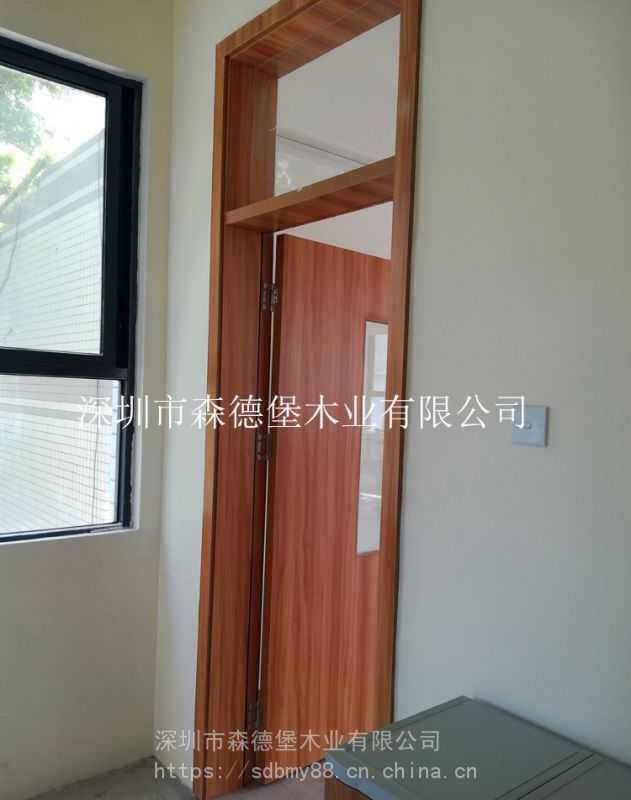 森德堡广东工厂订做中小学校教室门幼儿园木门培训中心带观察窗班级