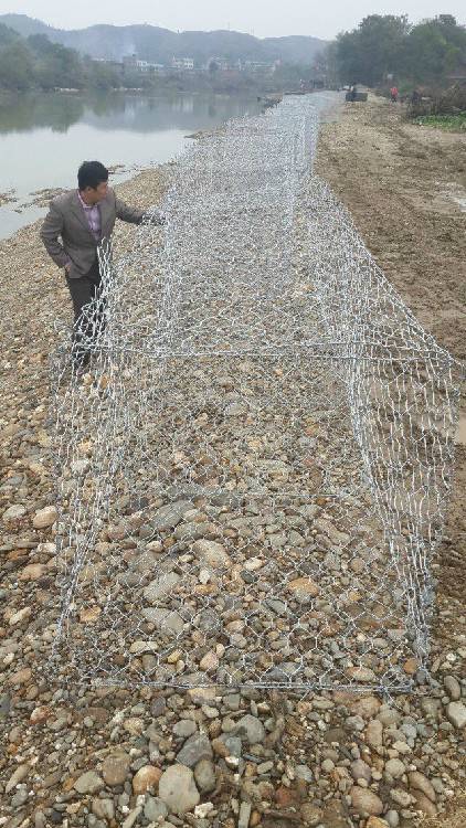 临汾镀锌铅丝石笼***,格宾石笼