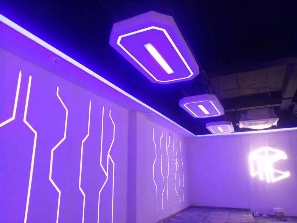 重庆网吧线条灯定制