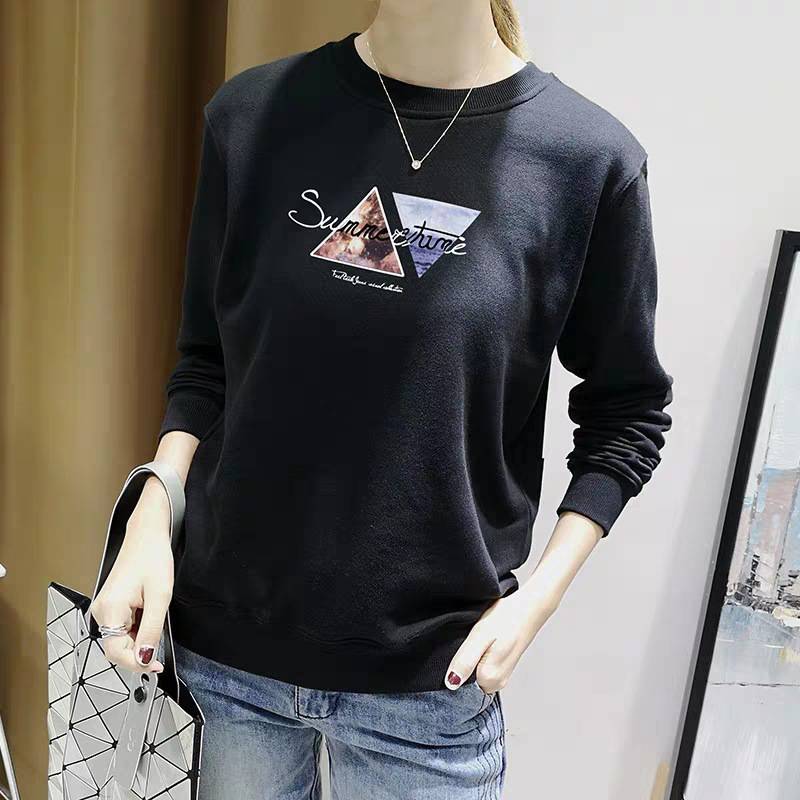 地摊服装卫衣清货直接和东莞服装厂拿货女士杂款毛衣打底衫