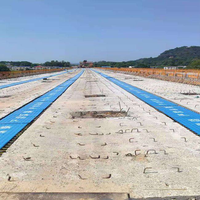 桥梁施工湿接缝盖板桥面湿接缝施工防坠安全盖板恺嵘高速公路湿接缝