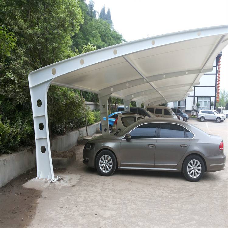 恩施拉桿式小轎車停車棚公共停車場遮雨棚耐力板停車棚安裝