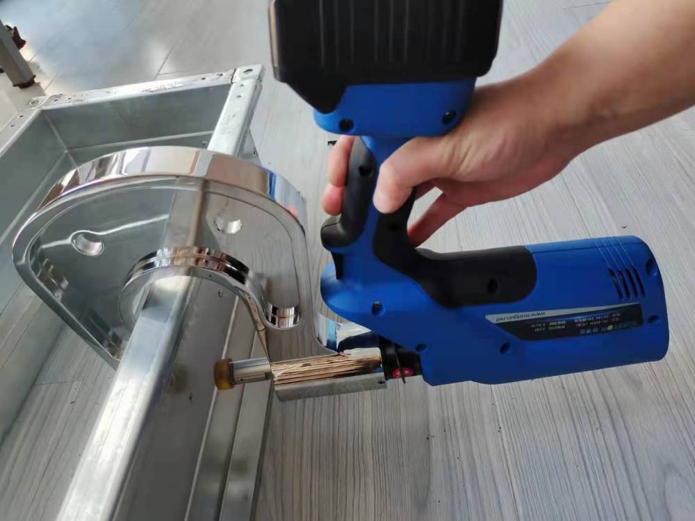 速铆通通风管道排烟阀铆接电动压铆机铆接机铆钉枪电动铆钉机