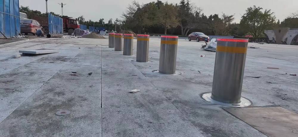 奥莱升降柱防撞隔离升降柱校园周边防暴阻车升降柱路障