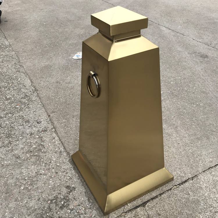 不锈钢路锥停车牌古铜色路锥方锥反光锥不锈钢雪糕桶筒警示柱