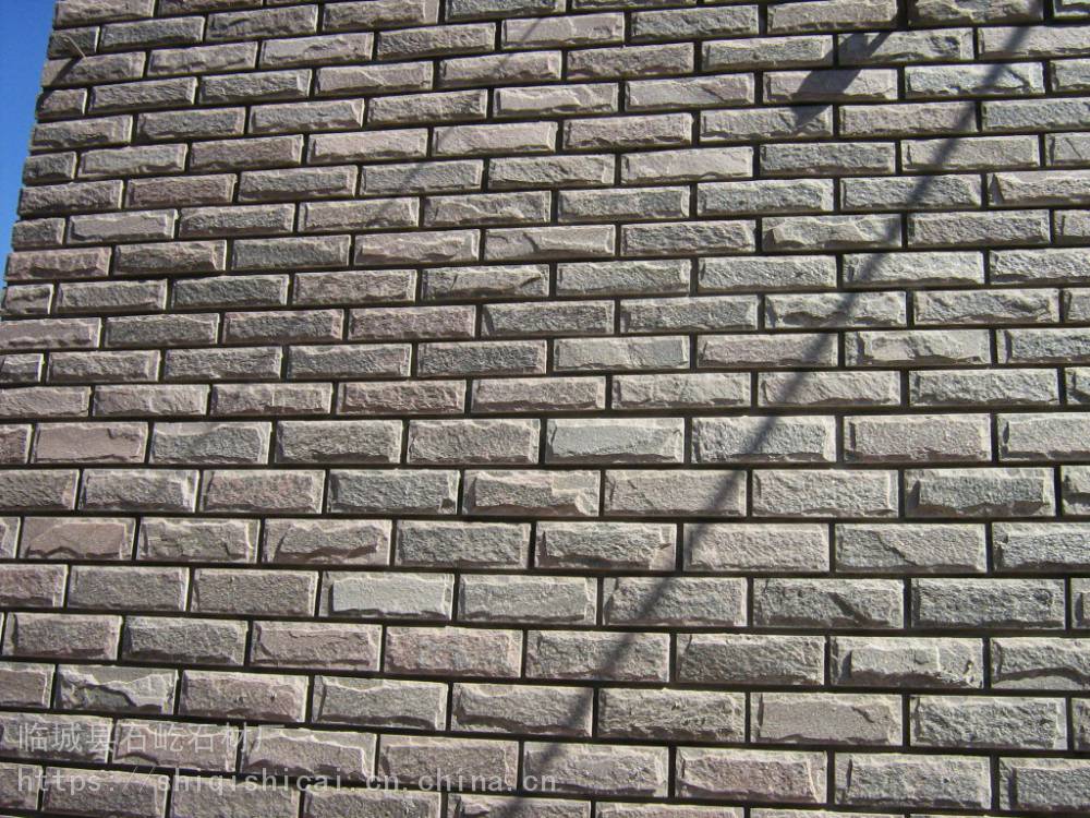 灰白色外墙毛石粉石英蘑菇石石屹室外文化石装修材料