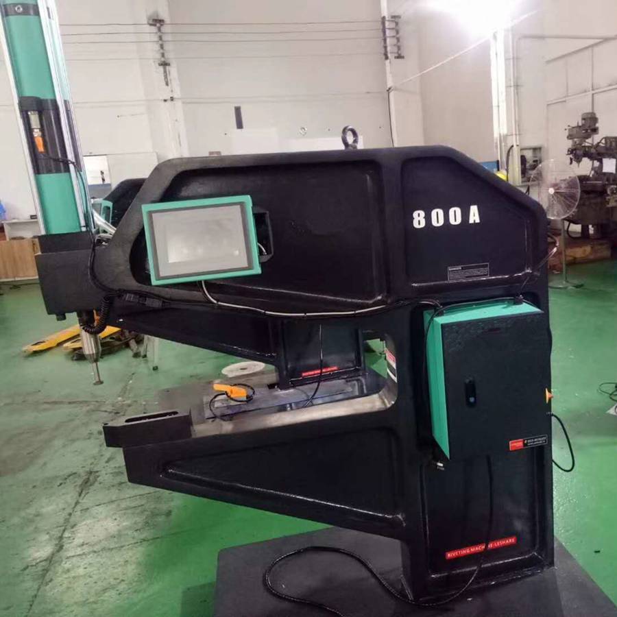 武汉贝瑞克母线槽组装铆钉机