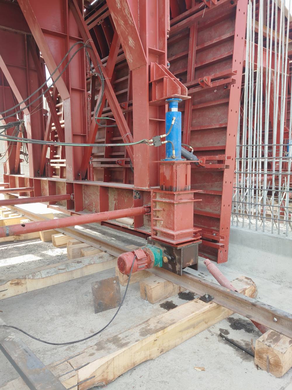 二衬台车钢模板