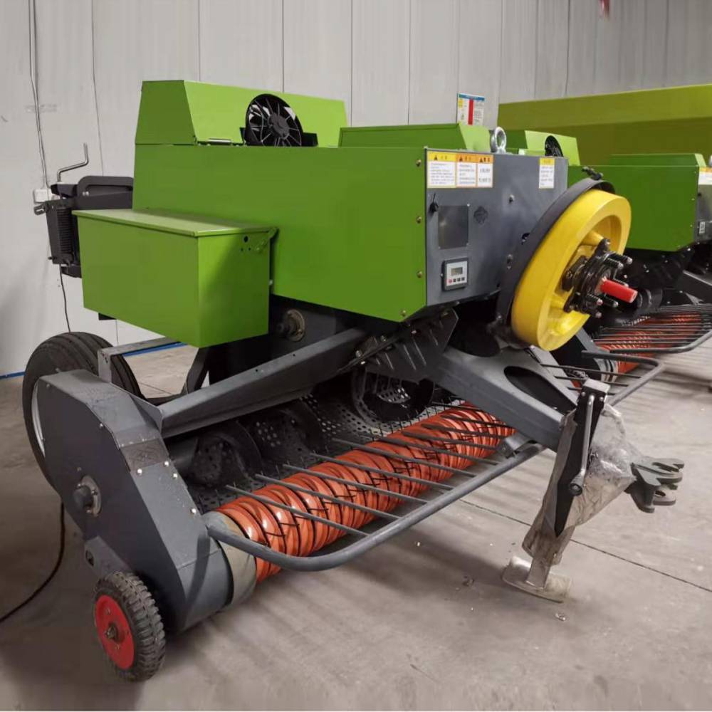 麦秸捡拾打捆机农补方捆机多少钱