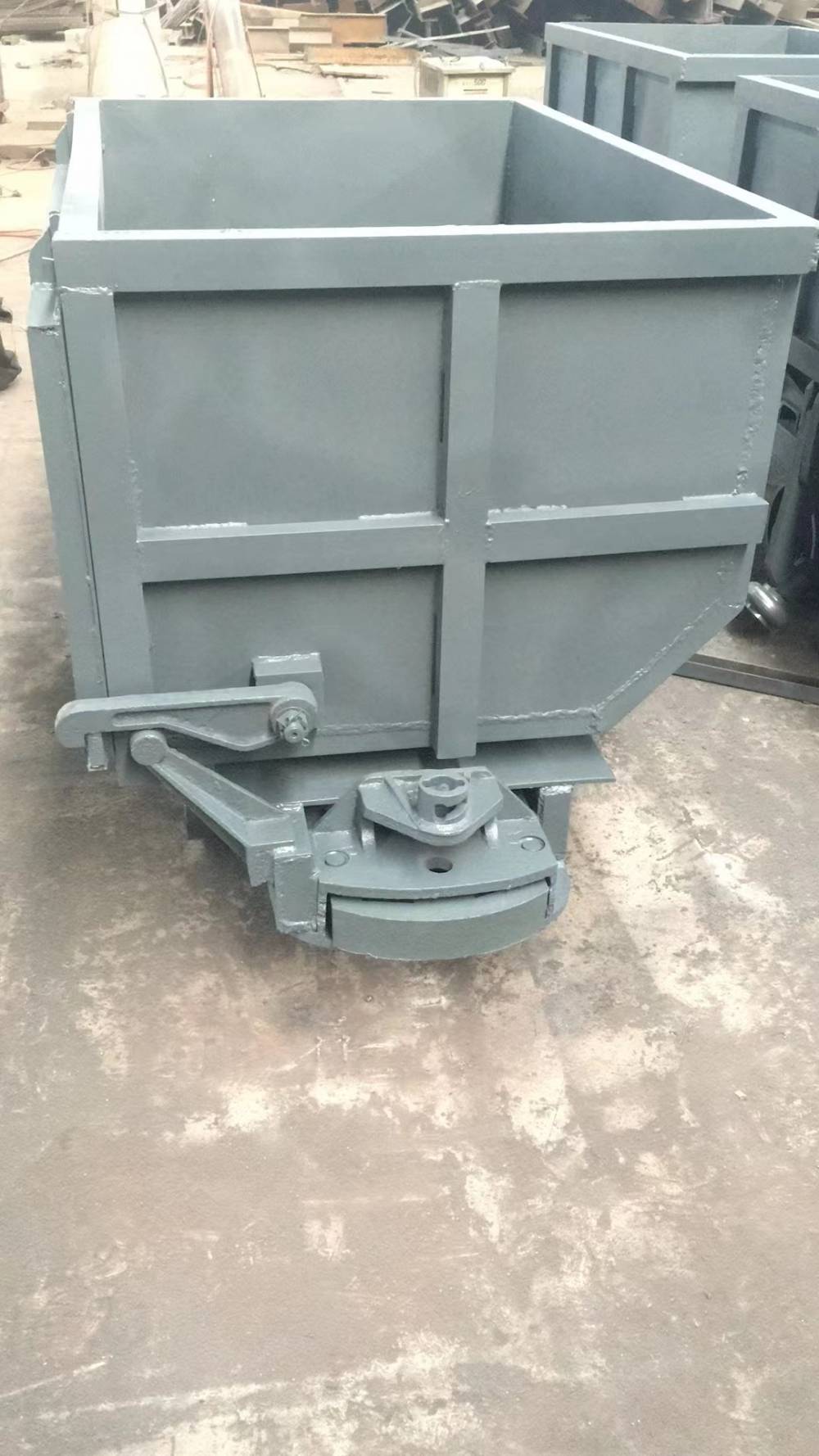 Mine cart