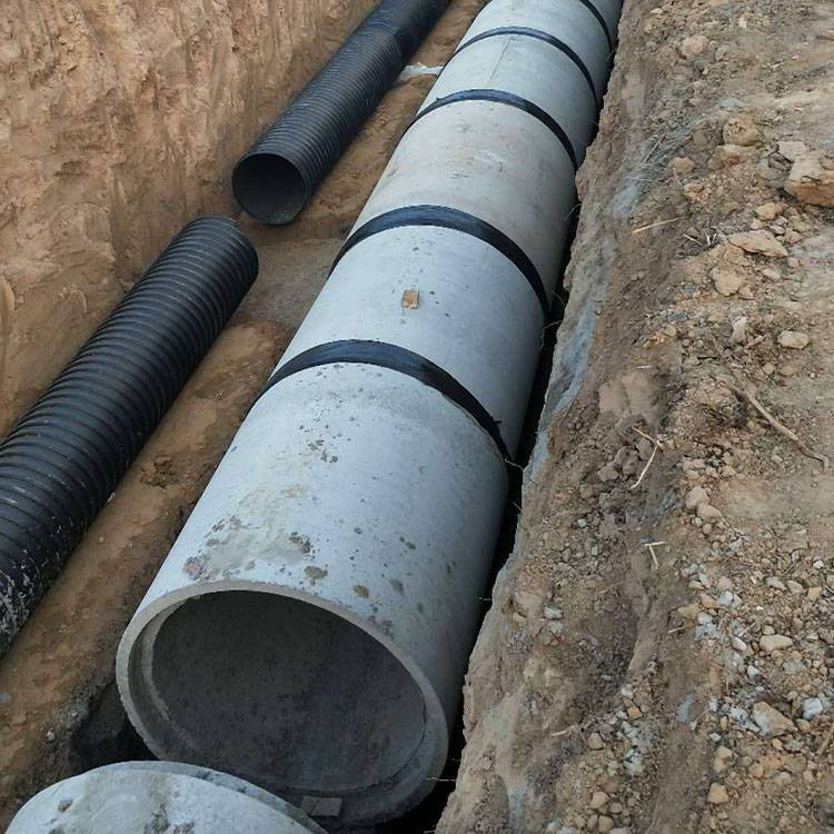 广西南宁混凝土钢筋水泥管道厂家