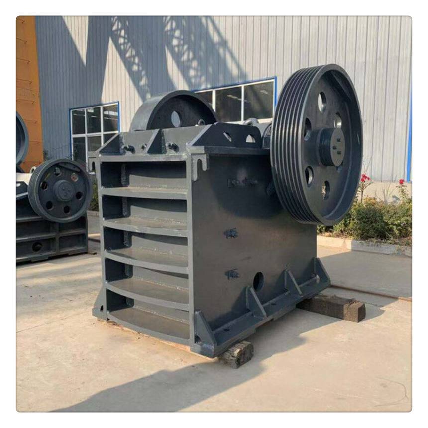 移动小型碎石机铁矿石鄂式破碎机新型刚玉颚式粉碎机