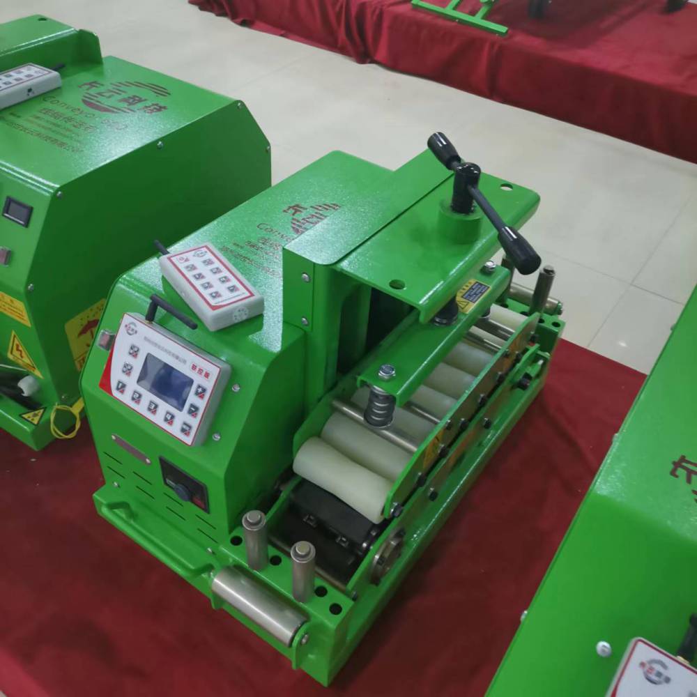 快速电缆敷设机小型桥架可调速智能电缆输送机长云科技传送者650