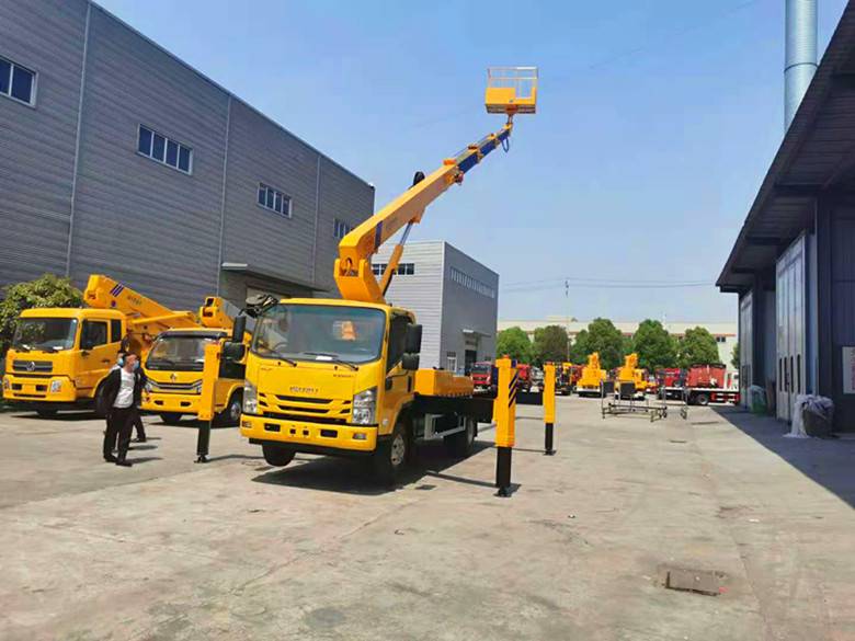 程力cl5062jgk6ds型24米高空升降车五十铃直臂路灯工程车