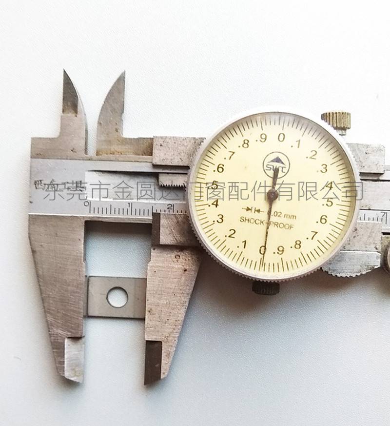 长方形垫片不锈钢方形平垫201圆孔门窗幕墙钢垫圈厂家