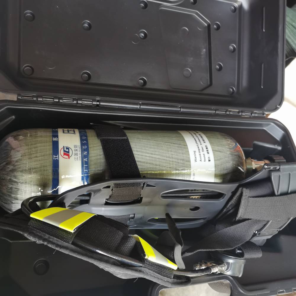 西安正压式空气呼吸器自吸式便携式消防3C碳纤维面罩