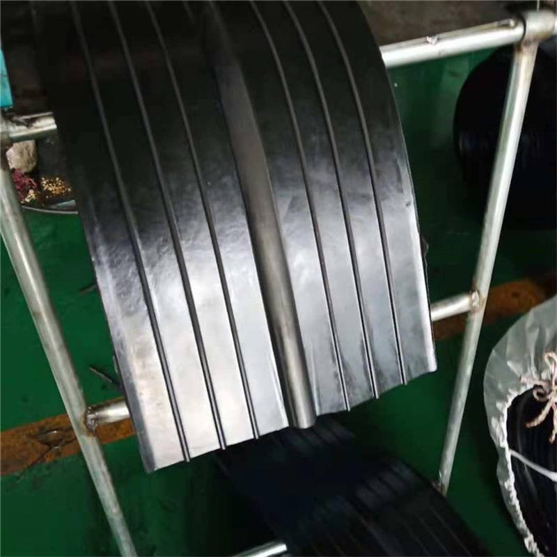 鹤壁中埋式橡胶止水带 400*6背贴式橡胶止水带 多种规格