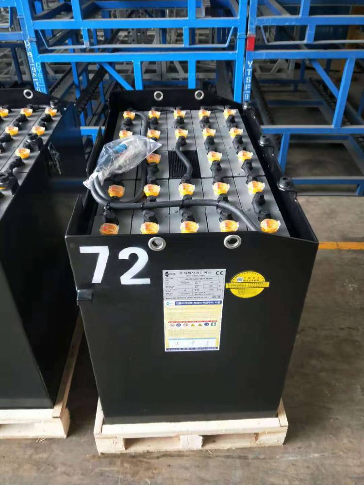 威海火炬电动叉车铅酸蓄电池叉车电瓶组单体工厂