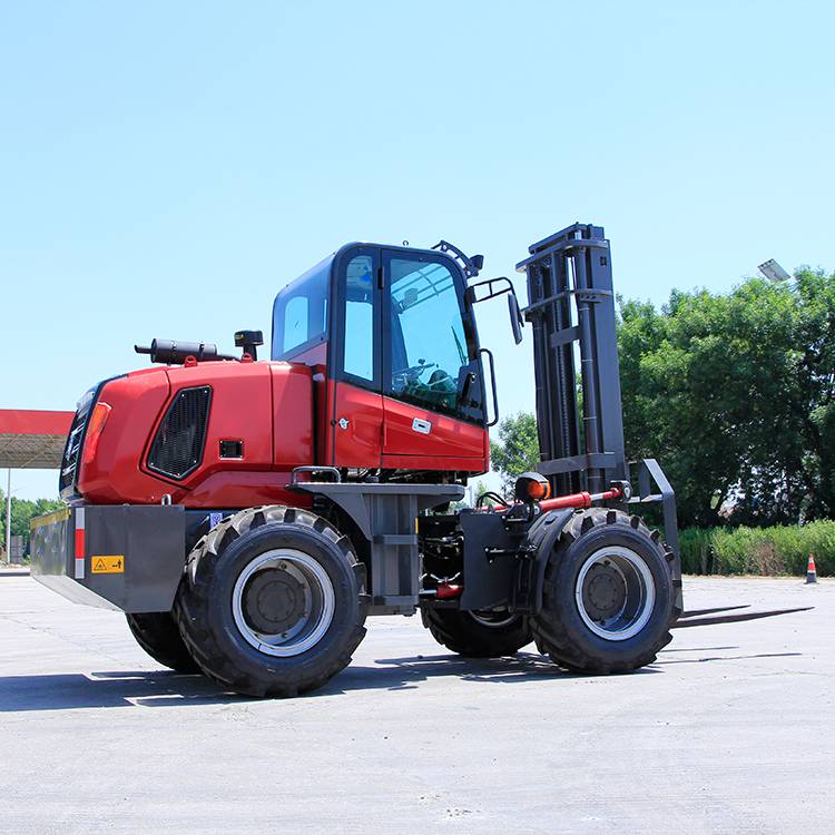 卡博恩搬运越野叉车堆高装卸货车山地搬运货物用越野叉车图片