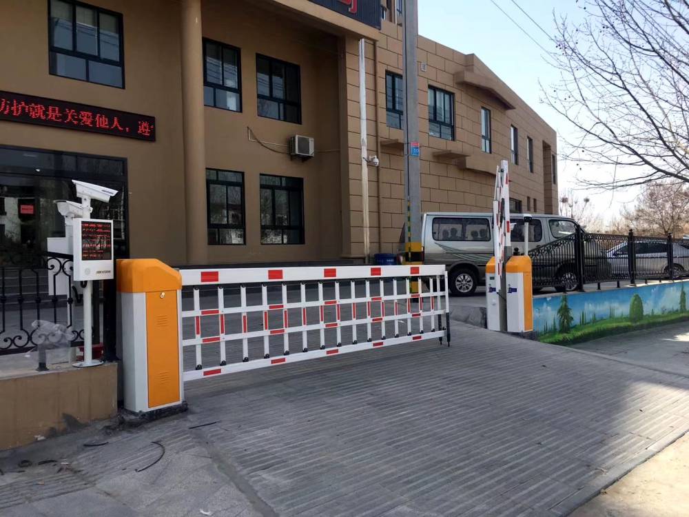 泰安停车场收费系统小区大门车牌识别道闸杆升降杆批发安装