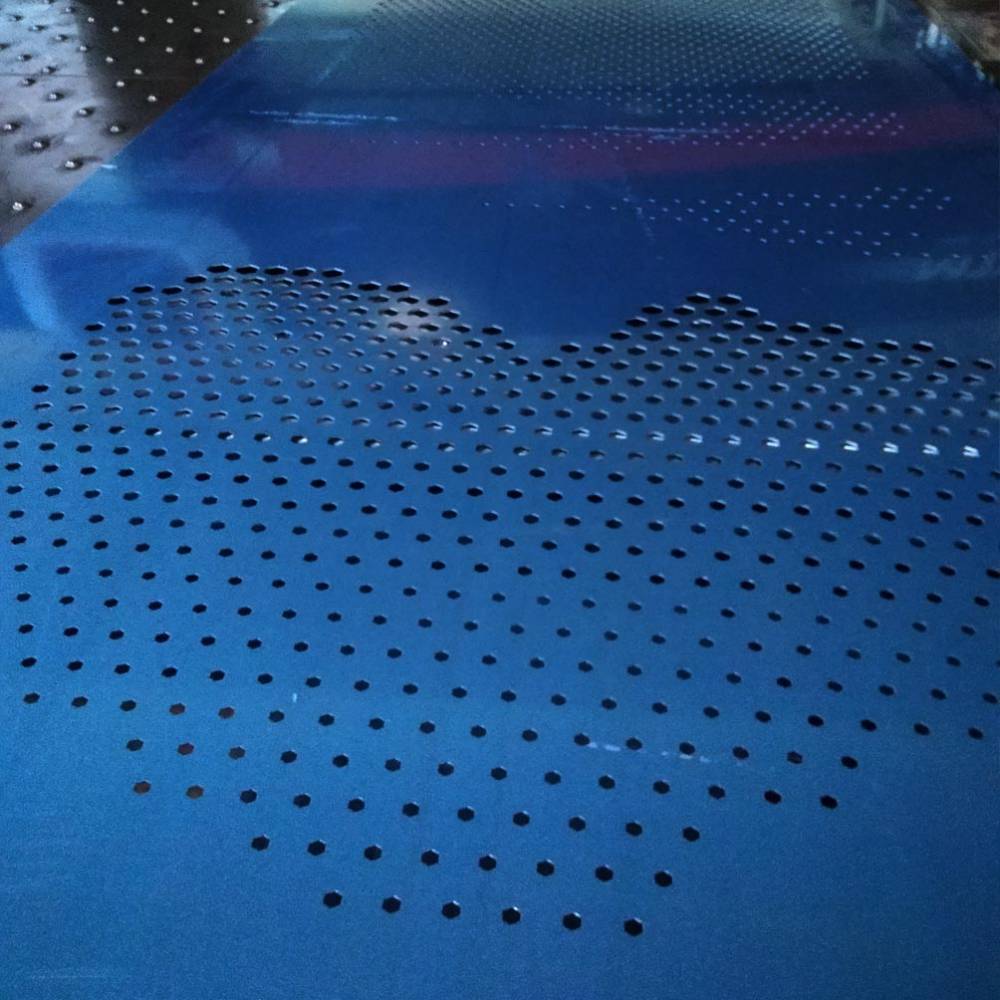 烤漆铝板幕墙装饰