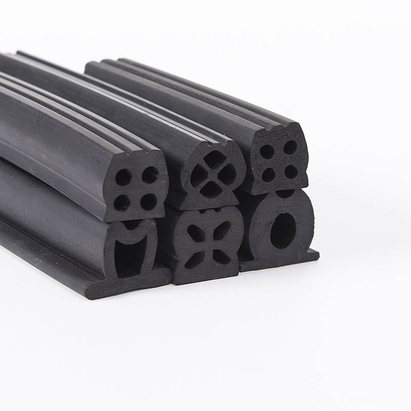 诺冶橡胶发泡密实垫块橡胶防撞垫减速橡胶条橡胶密封防护条