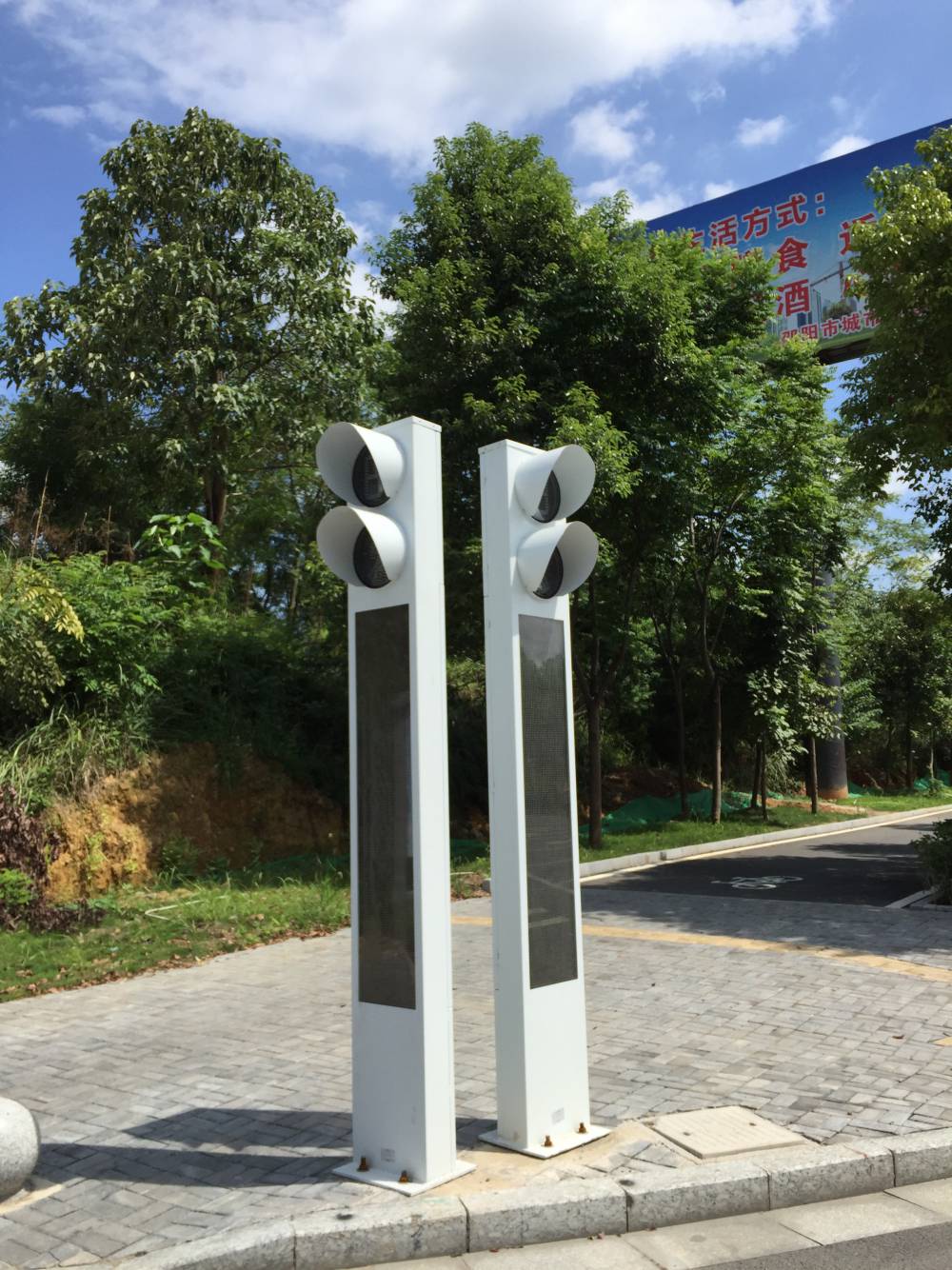 深圳业勤交通红绿灯厂家一体式交通信号灯一体式广告人行信号灯人行横