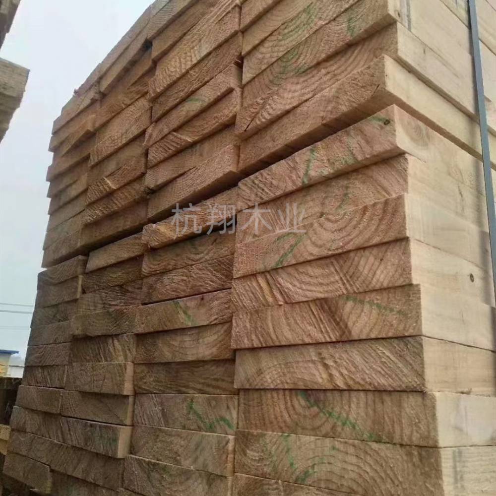 蠡縣樟子松3米4米工地基礎進口原木材料現加工