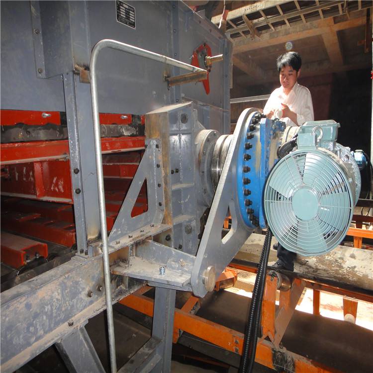 重型板式给料机重量