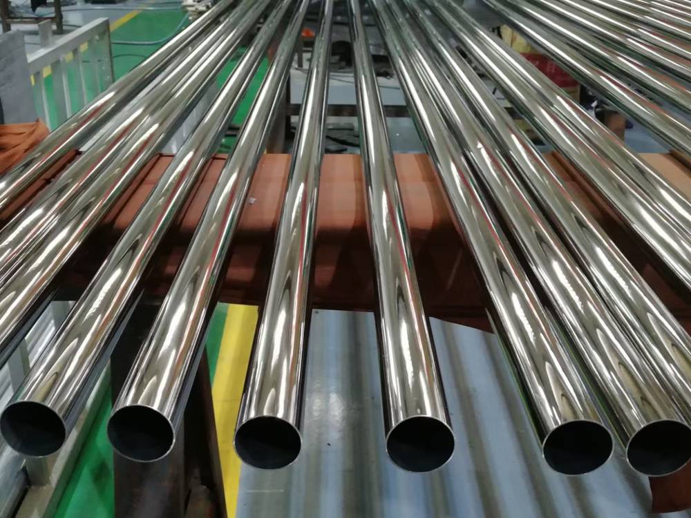 彩色不锈钢立柱管201面管大圆管蚀刻钛金镜面拉丝316玫瑰金管