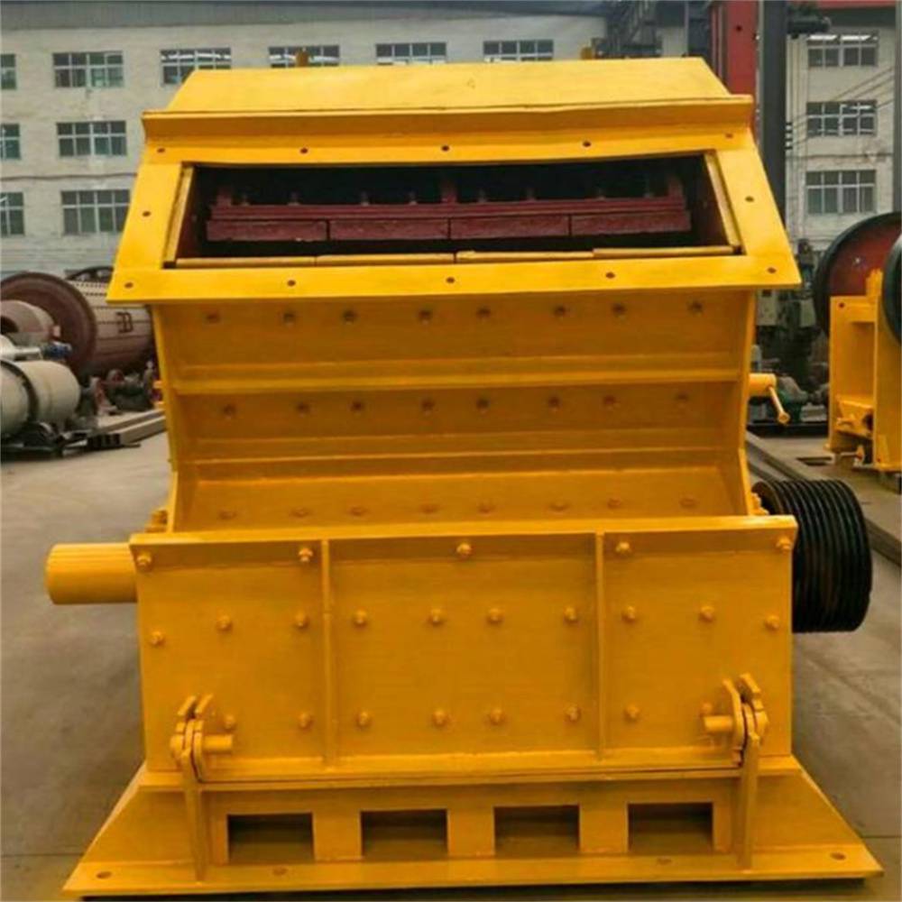 小型反击式破碎机石灰石反击破混凝土块粉碎机运行平稳