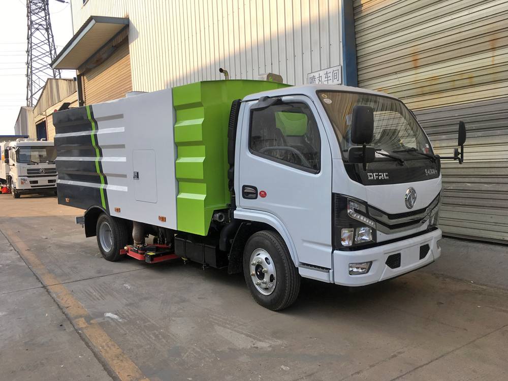 吸尘车