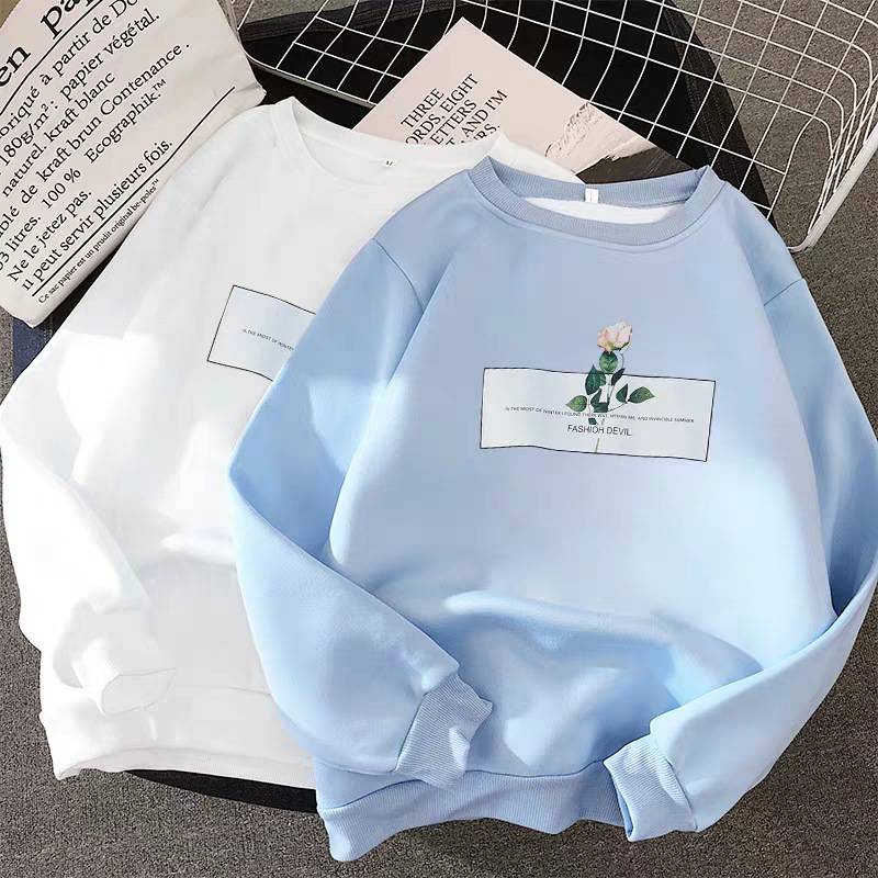 地摊服装卫衣清货直接和东莞服装厂拿货女士杂款毛衣打底衫