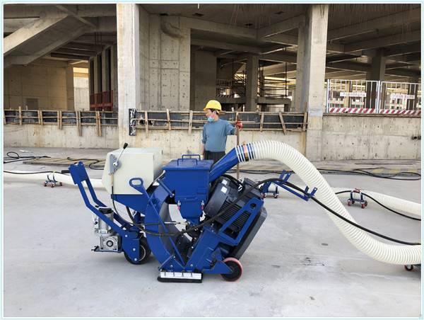 路面抛丸机小型混凝土桥面防水打毛机手推移动式钢板除锈机图片