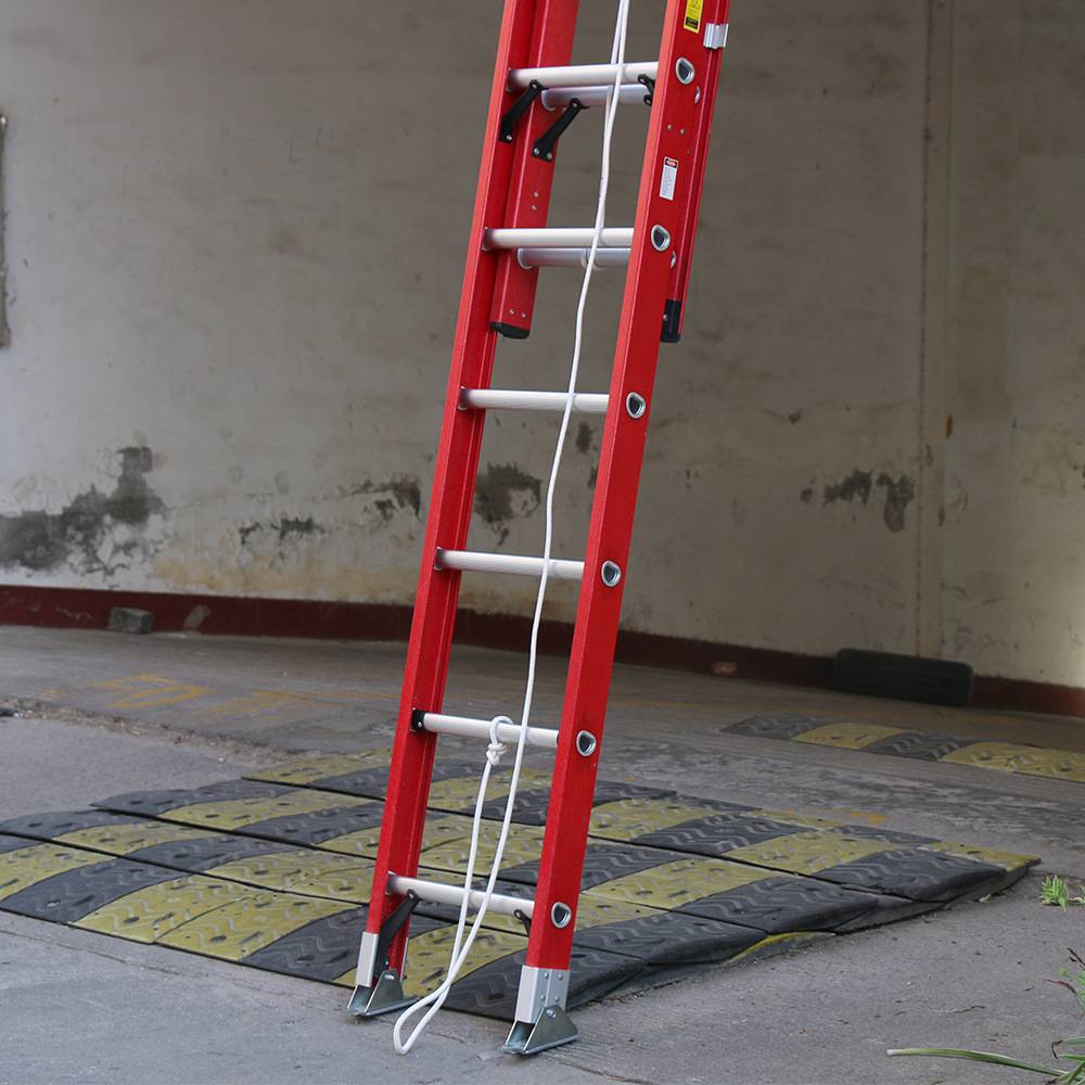 多用途三节收缩式登高拉梯训练双侧伸拉梯消防救援铝合金梯
